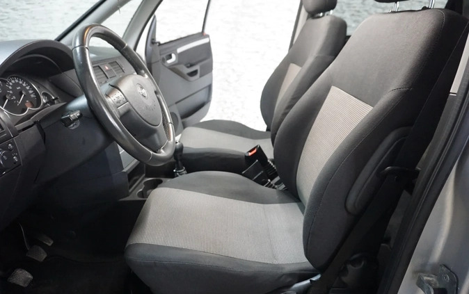 Opel Meriva cena 9900 przebieg: 112000, rok produkcji 2004 z Kluczbork małe 596